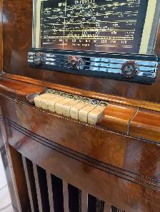 working Radio - Photo 2