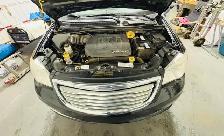 2014 - Chrysler Town & Country Touring Edition - Photo 6