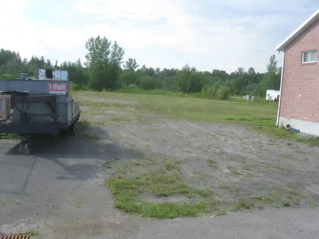 entreposage et location d'espace pour roulotte