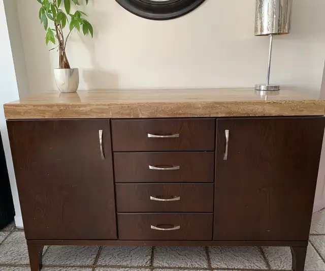 Table en marbre avec buffet - Photo 2