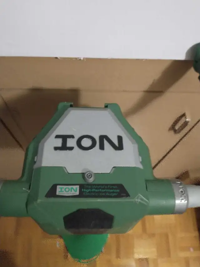 ion ice auger - Photo 2