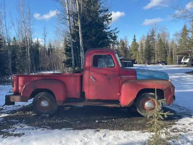 vintage truck 1953 International - Photo 3