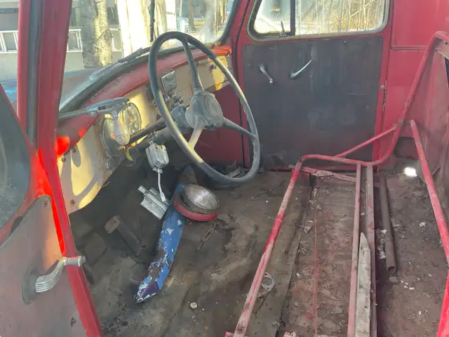 vintage truck 1953 International - Photo 7