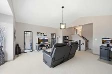 2 Story Home In NE Calgary - Photo 5