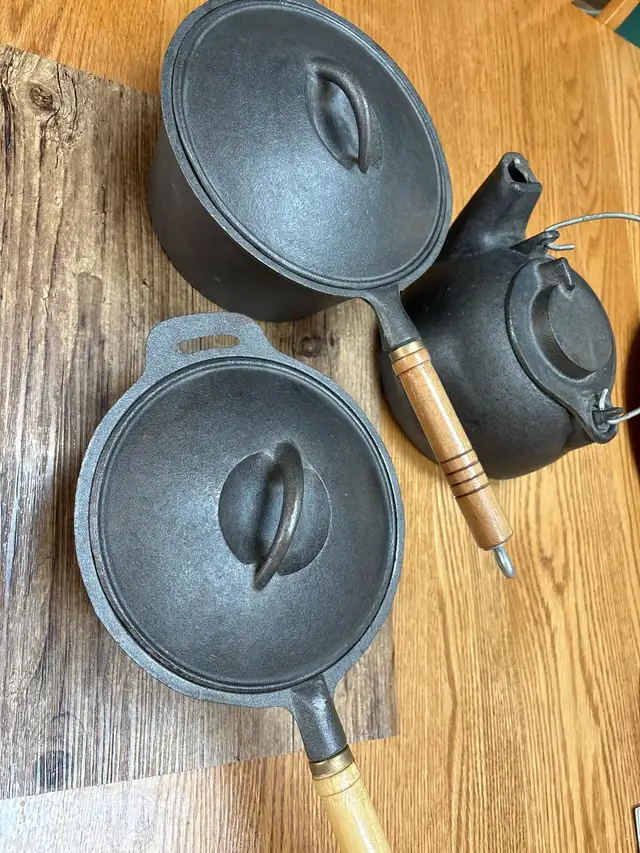Cast Iron Cookware Set - Photo 2
