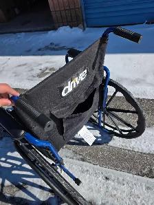 Wheelchair with 18' wide seat - Photo 2