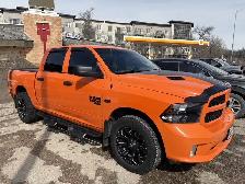 2019 Ram 1500 Classic Express Blackout Crew Cab - Photo 3