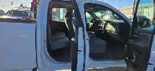 2016 Chevrolet Silverado 1500 Work Truck - 4x4 - Loaded interior - Photo 9