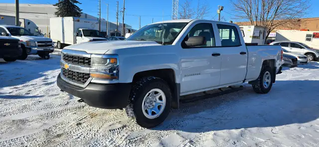 2018 Chevrolet Silverado 1500 Work Truck - Photo 3