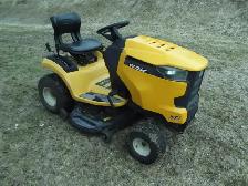 Cub Cadet XT1 LT Riding Lawn Mower