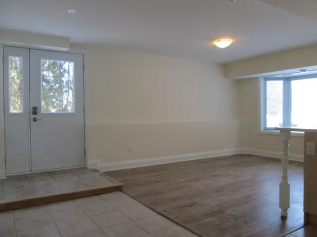 All Inclusive, Walk to Carleton U, Full Ensuite bath.