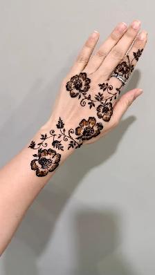 Mehndi /Henna - Photo 3