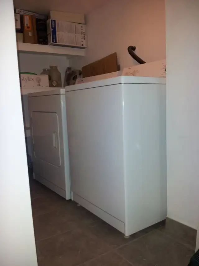 Très belle chambre confortable et calme à 300 m. du M° Rosemont - Photo 9