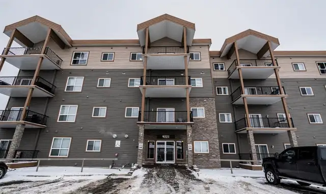 Furnished room in a 2 Bedroom apartment (Own bathroom) - Photo 4