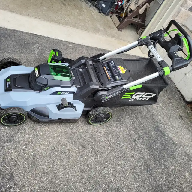 EGO Self-Propelled Lawn Mower With 6ah Battery & Charger - Photo 2