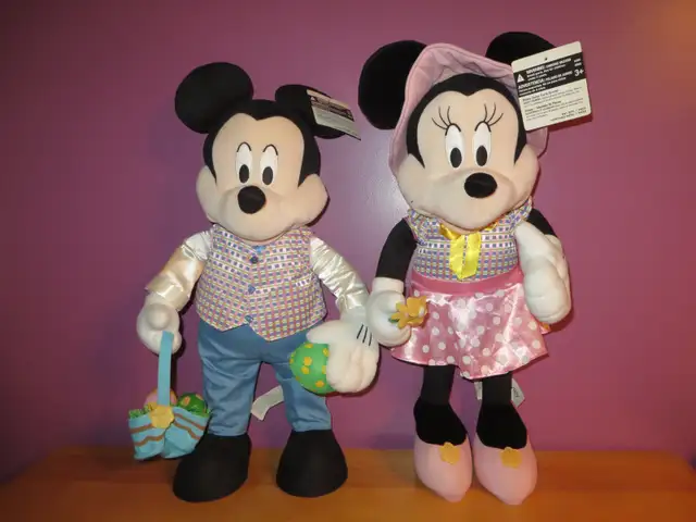 COUPLE MINNIE MICKEY MOUSSE DE PAQUES