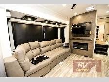 2025 Jayco Pinnacle 38FBRK - Photo 15