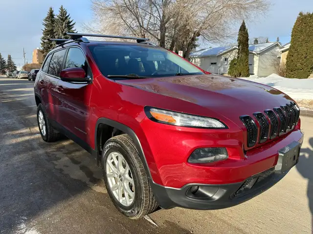 2015 Jeep Cherokee 3.2L V6 AWD North For Sale.