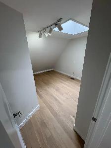 3 bdrm student apartment on TMU (Ryerson) Campus - Photo 5