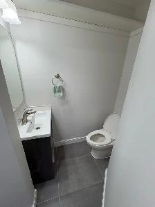 3 bdrm student apartment on TMU (Ryerson) Campus - Photo 7