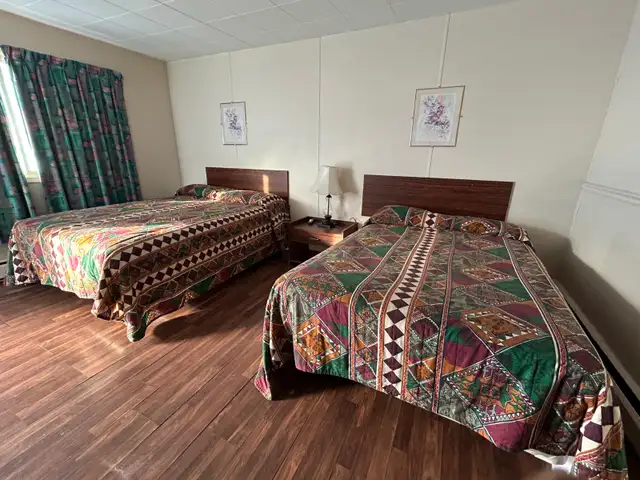 Single and Double Rooms available for Rent-Innisfail Alberta - Photo 3