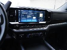 2024 Chevrolet SILVERADO 2500HD LOADED DURAMAX, BUCKETS/CONSOLE - Photo 2