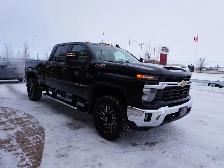 2024 Chevrolet SILVERADO 2500HD LOADED DURAMAX, BUCKETS/CONSOLE - Photo 8
