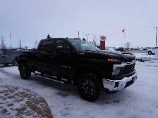 2024 Chevrolet SILVERADO 2500HD LOADED DURAMAX, BUCKETS/CONSOLE - Photo 9