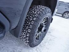 2024 Chevrolet SILVERADO 2500HD LOADED DURAMAX, BUCKETS/CONSOLE - Photo 51