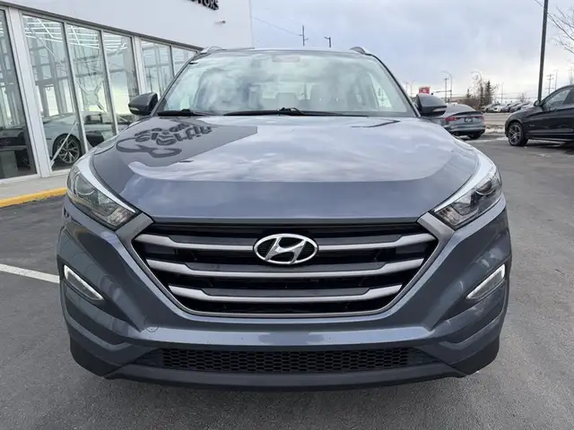 2016 Hyundai TUCSON 2.0L Luxury - Photo 2