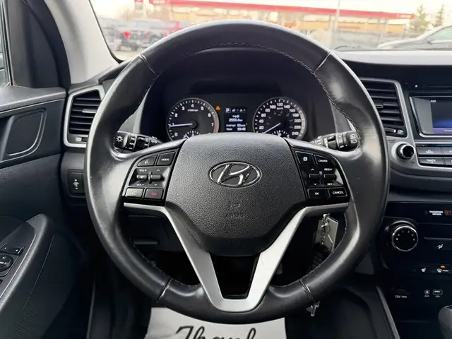 2016 Hyundai TUCSON 2.0L Luxury - Photo 11