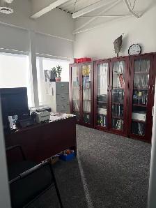 Office/Commercial Cleaning - Photo 4