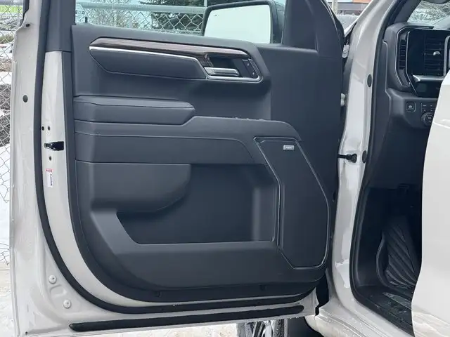 2026 Chevrolet Silverado 1500 RST- Convenience Pkg II - Photo 22