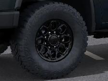 2026 Chevrolet Silverado 2500HD ZR2 - Photo 9