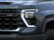 2026 Chevrolet Silverado 2500HD ZR2 - Photo 10