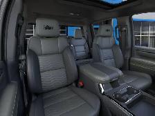 2026 Chevrolet Silverado 2500HD ZR2 - Photo 16