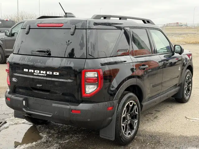 2026 Ford Bronco Sport OUTER BANKS | OUTER BANKS TECH PACKAGE | - Photo 11