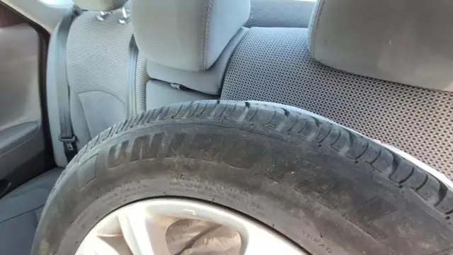 2014 Hyundai Sonata GLS, SEDAN, 2 SETS OF WHEELS, 4 CYL, CERTIFI - Photo 12
