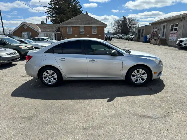 2014 Chevrolet Cruze 2LS, SEDAN, 4 CYL, AUTO, GREAT ON FUEL, CER - Photo 6