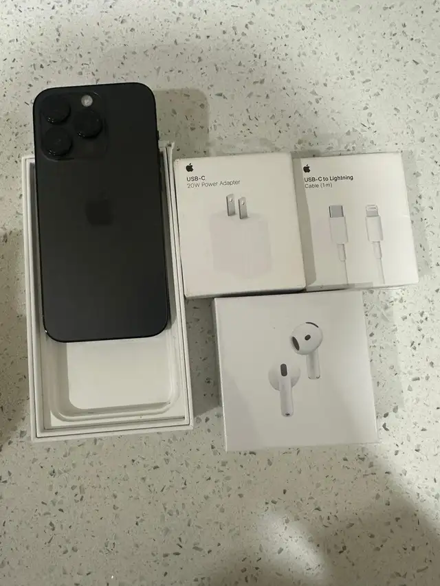 iPhone 14 Pro 128gb Airpods/Fast Charger Set/Delivery