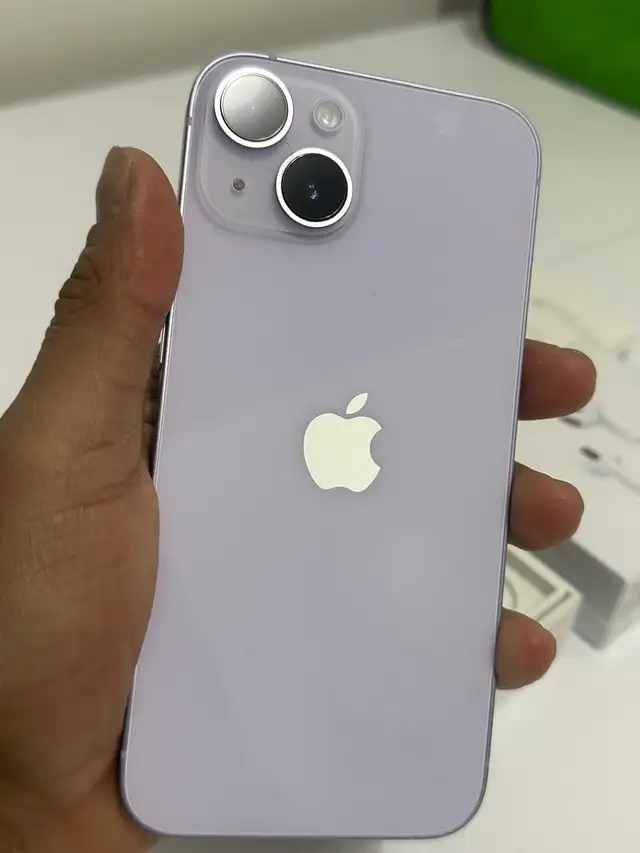 iPhone 13 Pro Max 256GB AirPods & Fast Charger - Photo 2