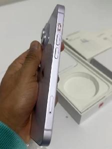 iPhone 13 Pro Max 256GB AirPods & Fast Charger - Photo 3