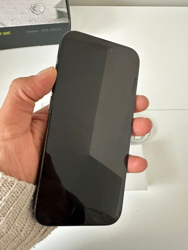 iPhone 15 Pro 256GB AirPods/Fast Charger/Delivery - Photo 6