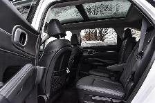 2025 Kia Sorento - Photo 11