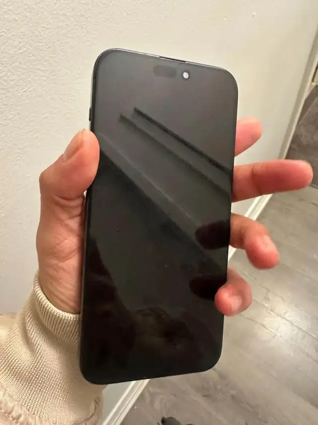 iPhone 15 Pro Max 512gb 84% battery Airpods Pkg/Delivery - Photo 2