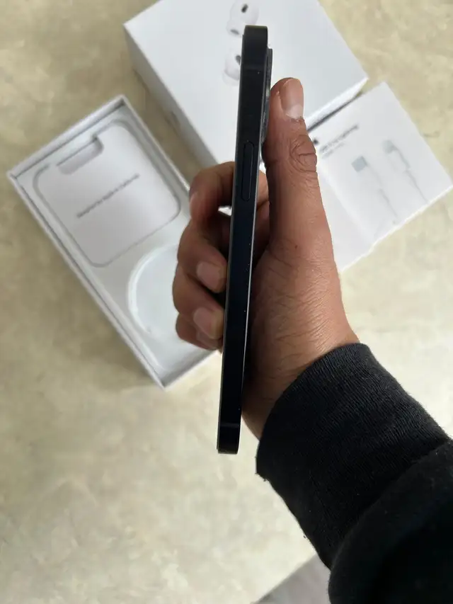 iPhone 12 128gb Airpods/Fast Charger/Delivery - Photo 4