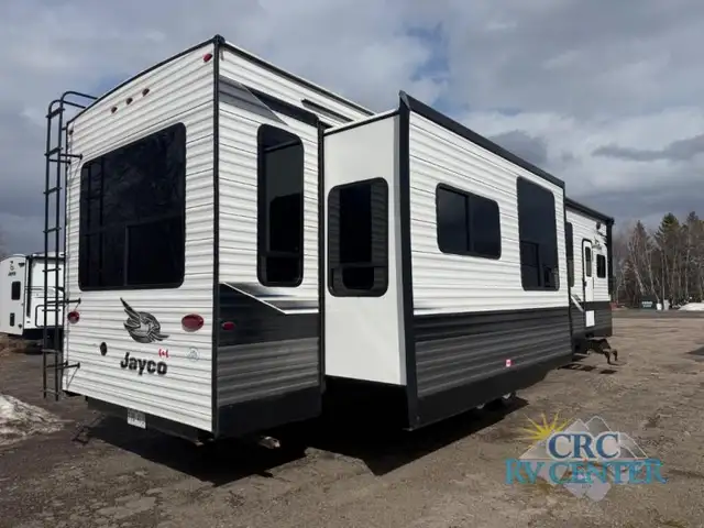 Deal of the Season, MINT 2023 Couples Park Model, Must Go! - Photo 3