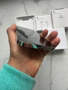 iPhone 13 Pro Max 128GB AirPods & Fast Charger - Photo 5