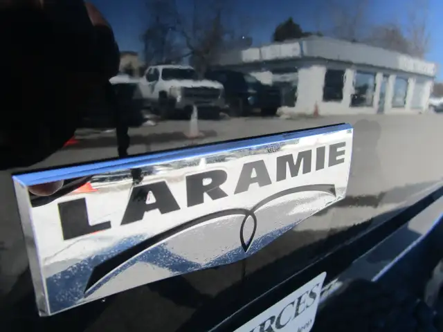 Ram 1500 Laramie  cuir toit ouvrant camera financement maison au - Photo 4