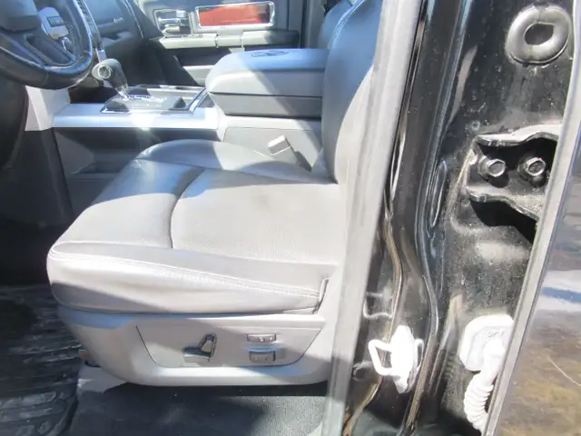 Ram 1500 Laramie  cuir toit ouvrant camera financement maison au - Photo 19